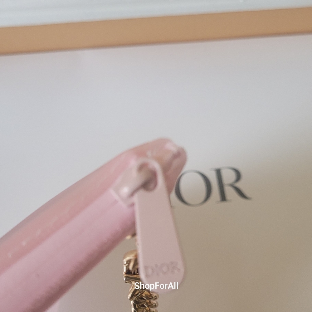 Dior - Picture 3 of 10